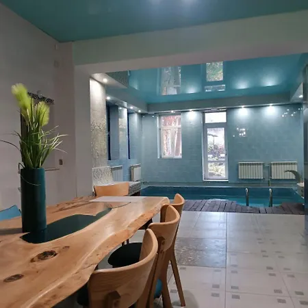 дом у моря с бассейном и сауной Apartament Odessa