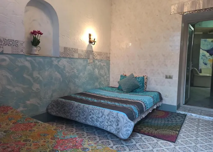 дом у моря с бассейном и сауной *