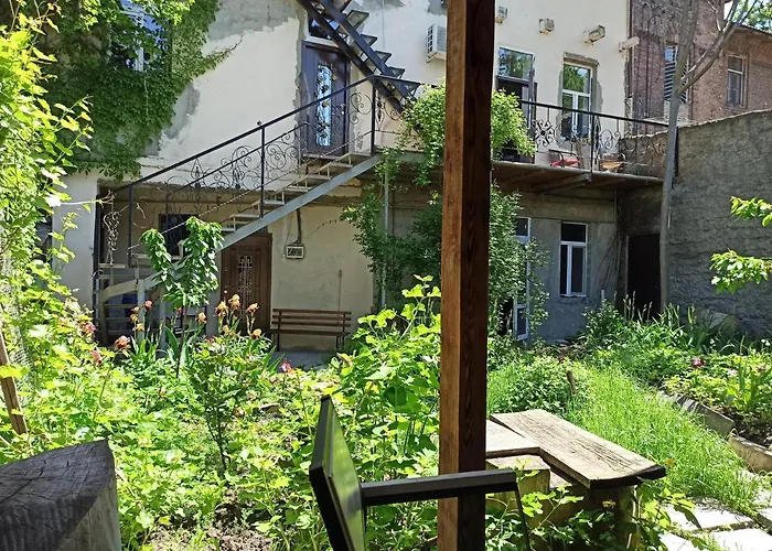 дом у моря с бассейном и сауной