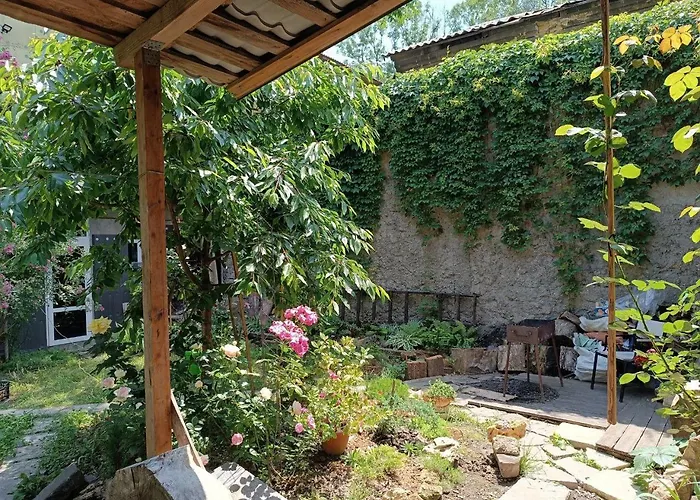 дом у моря с бассейном и сауной *