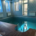 дом у моря с бассейном и сауной