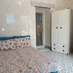 дом у моря с бассейном и сауной דירה